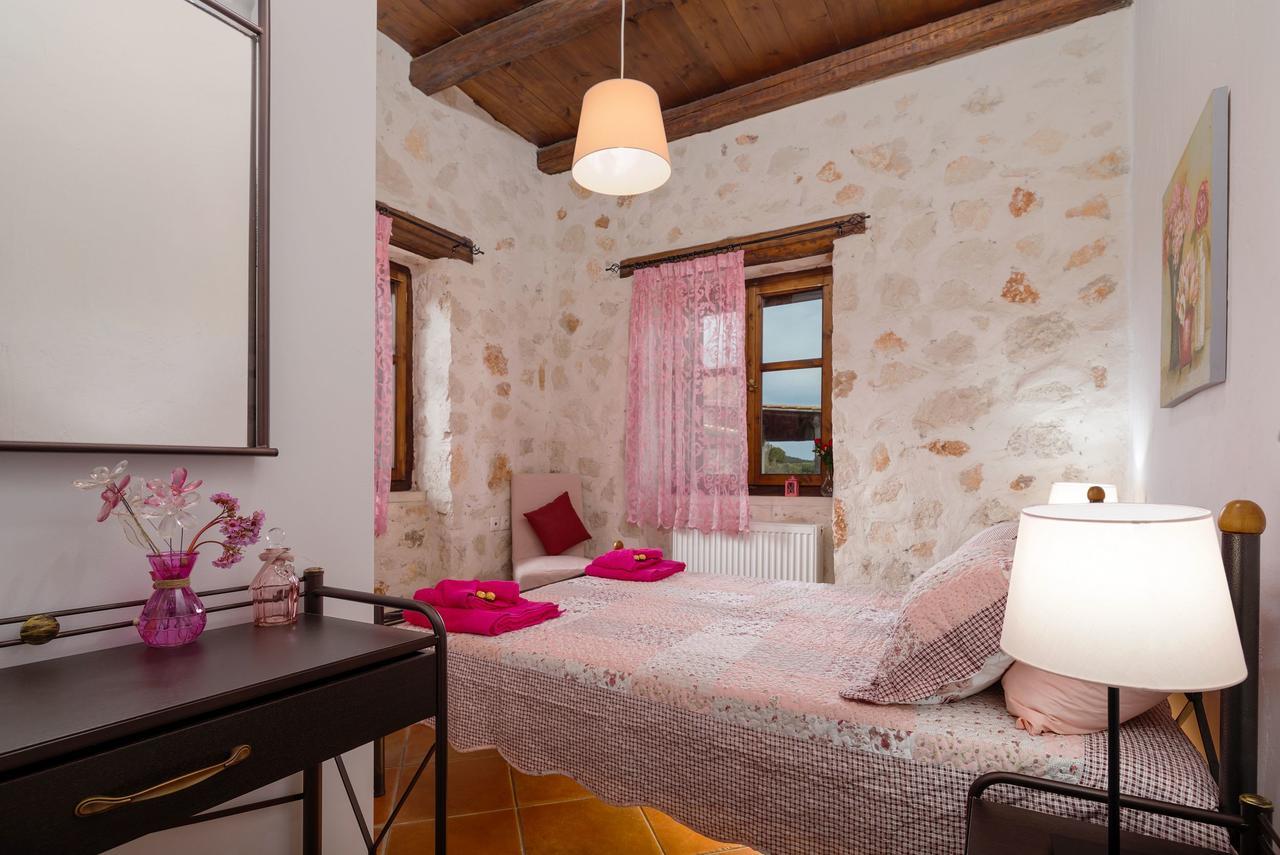 Varta Village - Elea House Kalipádhon Dış mekan fotoğraf
